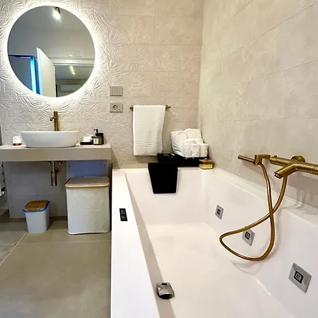Guest house Harmonia Boutique 4*